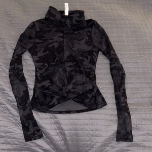 Lululemon Turtleneck